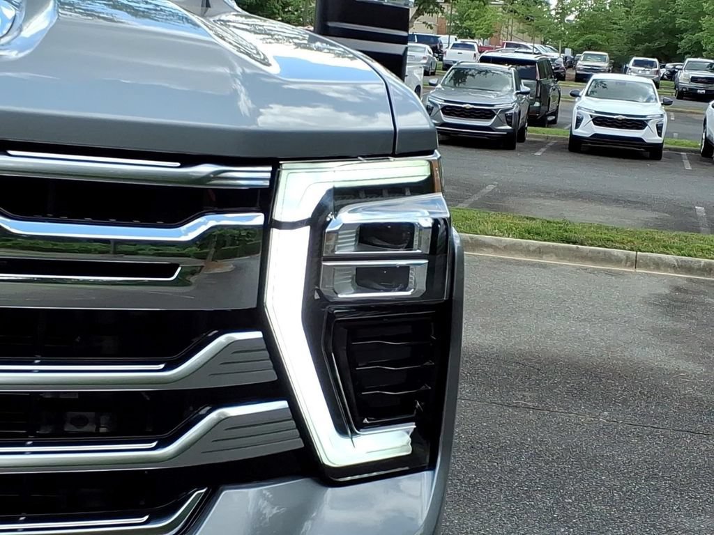 New 2026 Chevrolet Silverado 2500 High Country w/ High Country Premium Package AWD/4WD image 27