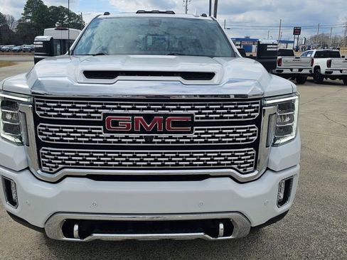 Used 2021 GMC Sierra 3500 Denali w/ Denali Ultimate Package image 2