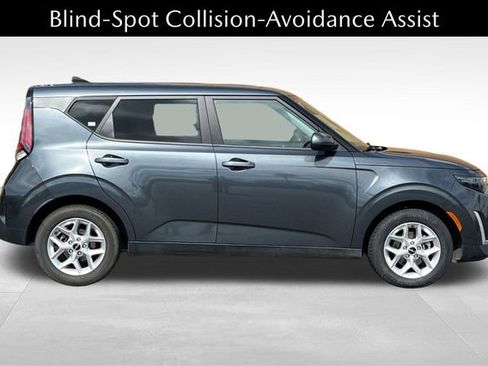 Used 2023 Kia Soul LX w/ Option Group 015 image 3