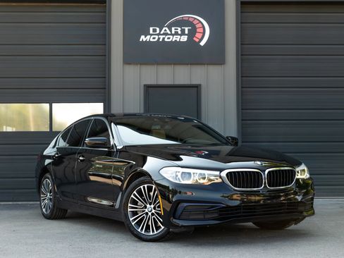 Used 2019 BMW 530i RWD image 1