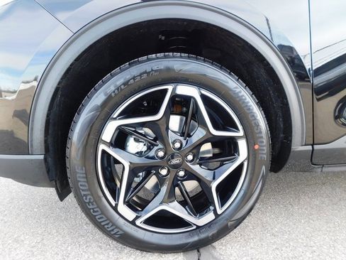 New 2026 Ford Escape Platinum w/ Premium Technology Package image 10