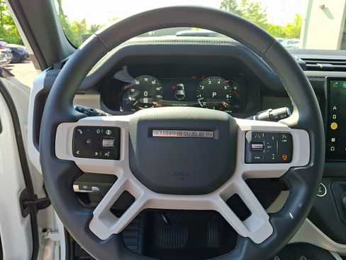 Used 2025 Land Rover Defender 110 S AWD/4WD image 20