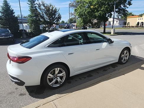 Used 2025 Audi A5 2.0T Premium w/ Convenience Package AWD/4WD image 19