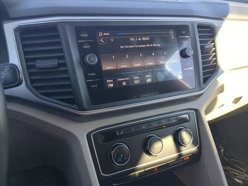 Used 2018 Volkswagen Atlas SE image 10