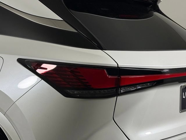 Certified 2024 Lexus RX 350 FWD w/ Convenience Package image 17