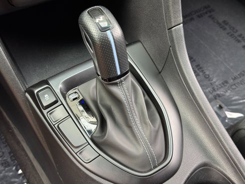 Used 2021 Hyundai Veloster N image 29