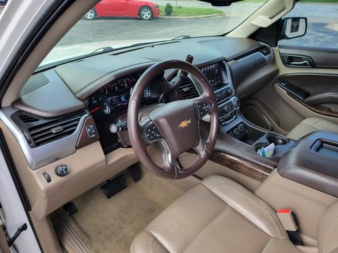 Used 2018 Chevrolet Tahoe LT RWD image 5