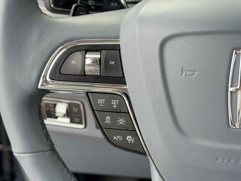Used 2023 Lincoln Navigator Black Label AWD/4WD image 18