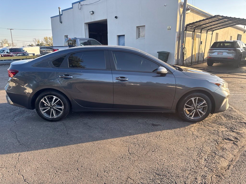 Used 2023 Kia Forte LXS FWD image 8