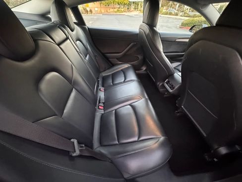 Used 2021 Tesla Model 3 Standard Range Plus RWD image 13