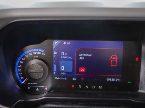 Used 2023 Ford Bronco Badlands image 15