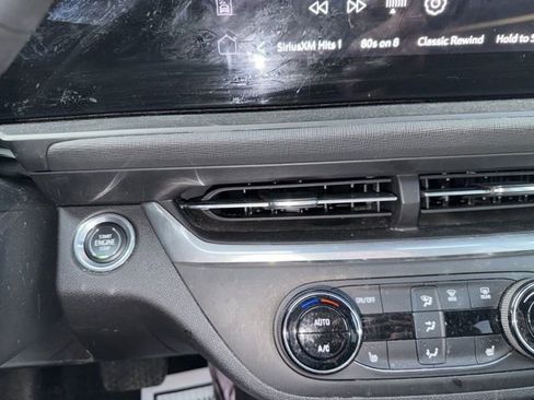 Used 2024 Buick Envista Preferred w/ Convenience I Package image 40