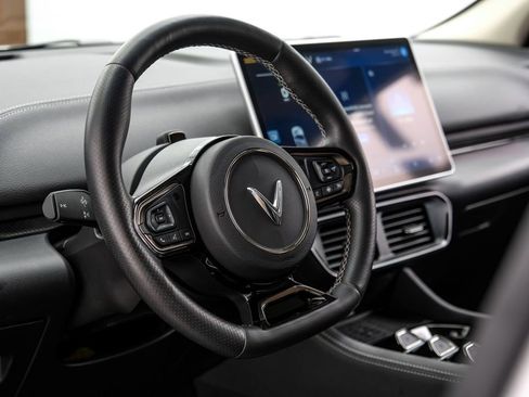 Used 2023 VinFast VF 8 Eco AWD/4WD image 19