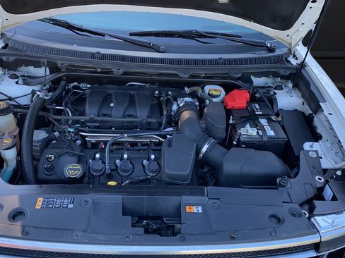 Used 2018 Ford Flex Limited w/ Equipment Group 301A AWD/4WD image 28