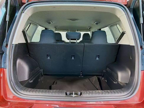Used 2025 Kia Soul LX w/ LX Technology Package FWD image 25