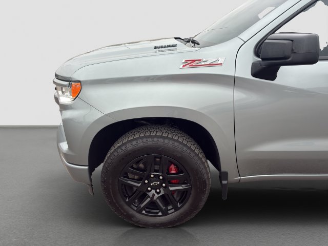 Used 2023 Chevrolet Silverado 1500 RST AWD/4WD image 10