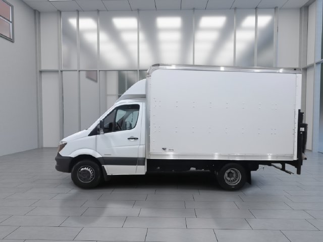 Used 2016 Freightliner Sprinter 3500 RWD image 5