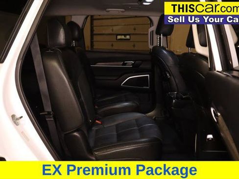 Used 2020 Kia Telluride EX w/ EX Premium Package AWD/4WD image 16