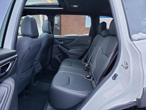 Used 2022 Subaru Forester Wilderness image 12