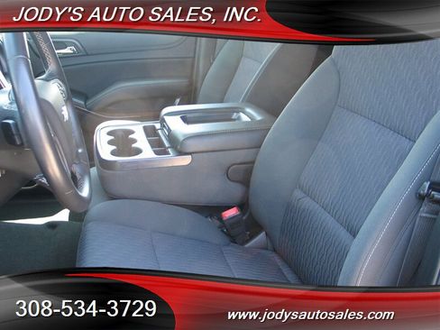 Used 2018 Chevrolet Tahoe LS w/ Skid Plate Package AWD/4WD image 5