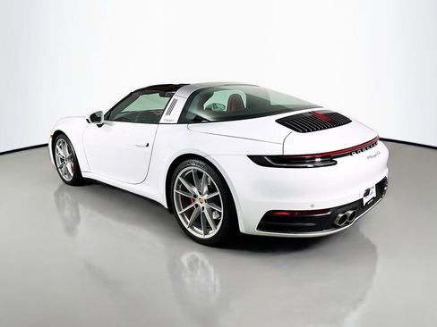 Used 2022 Porsche 911 Targa 4S image 3