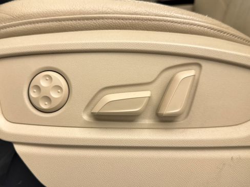 Used 2019 Audi Q5 2.0T Premium Plus w/ Premium Plus Package AWD/4WD image 29