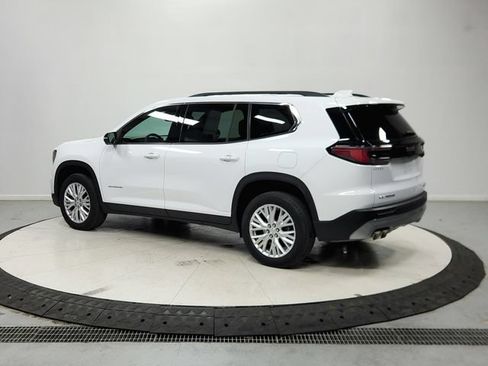 Used 2026 GMC Acadia Elevation w/ Elevation Premium Package FWD image 6