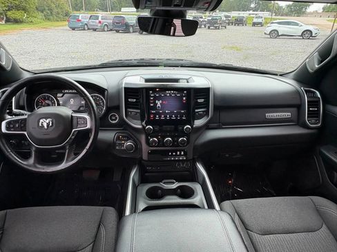 Used 2019 RAM 1500 Big Horn AWD/4WD image 13