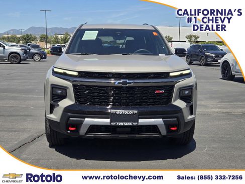 Used 2026 Chevrolet Traverse Z71 w/ Driver Confidence Package AWD/4WD image 2