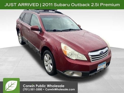 Used 2011 Subaru Outback 2.5i Premium AWD/4WD image 1