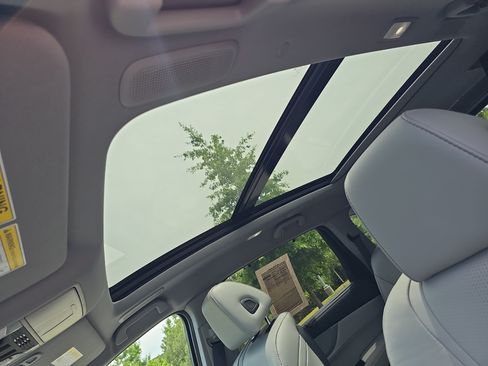 Certified 2026 Acura MDX FWD w/ Technology Package image 28