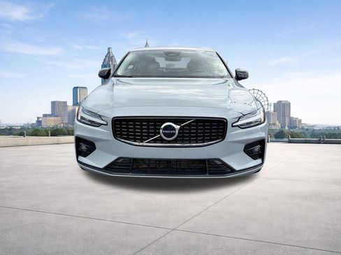 Used 2024 Volvo S60 B5 Core FWD image 25