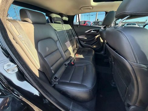 Used 2018 INFINITI QX30 Premium w/ Navigation Package image 12