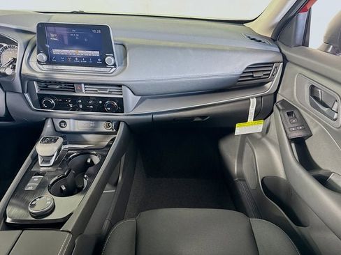 New 2026 Nissan Rogue S image 24