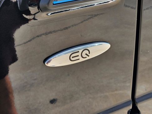 Used 2025 Mercedes-Benz G 580 w/ EQ Technology image 32