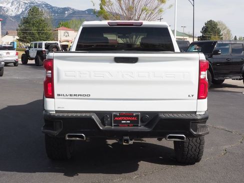 Used 2020 Chevrolet Silverado 1500 LT Trail Boss image 5