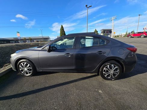 Used 2015 MAZDA MAZDA3 i Sport image 8