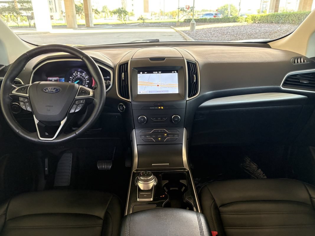 Used 2019 Ford Edge SEL w/ Equipment Group 201A FWD image 12