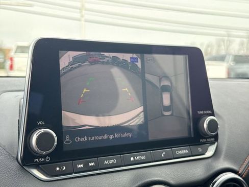 Used 2020 Nissan Sentra SR w/ Premium Package image 17