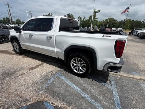 Used 2021 GMC Sierra 1500 SLT w/ SLT Premium Package AWD/4WD image 4