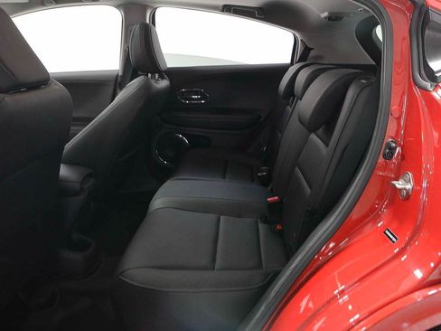 Used 2019 Honda HR-V Touring image 10