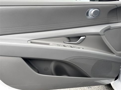 New 2026 Hyundai Elantra Blue image 10