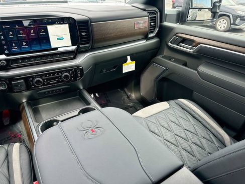 New 2026 Chevrolet Silverado 3500 High Country AWD/4WD image 24