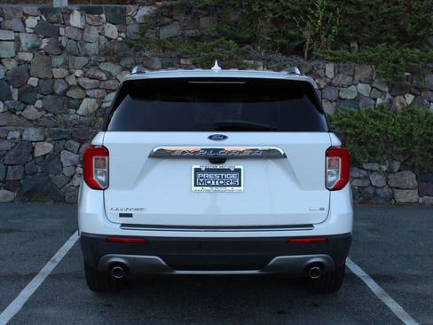 Used 2020 Ford Explorer Limited image 8