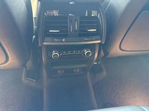 Used 2017 BMW X5 xDrive40e AWD/4WD image 10