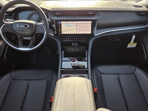 New 2026 Jeep Grand Cherokee L Limited image 13