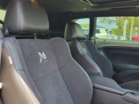 Used 2021 Dodge Challenger R/T Scat Pack RWD image 8