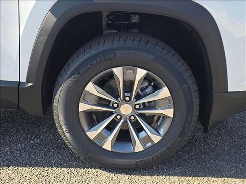New 2026 Chevrolet Equinox LT AWD/4WD image 29
