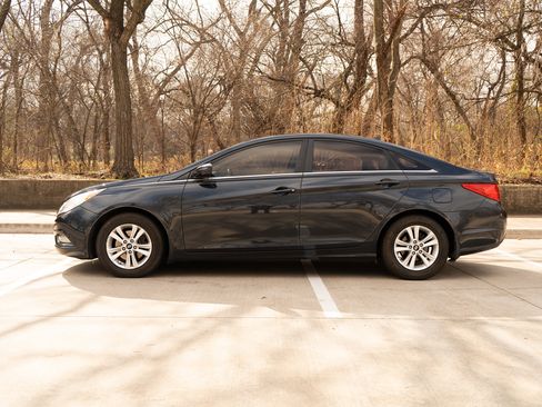 Used 2013 Hyundai Sonata GLS w/ Popular Equipment Pkg image 6