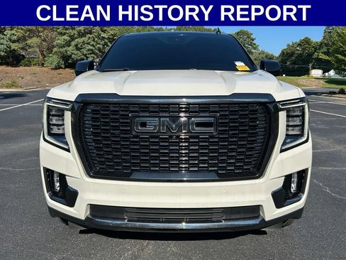 Used 2023 GMC Yukon Denali Ultimate AWD/4WD image 15